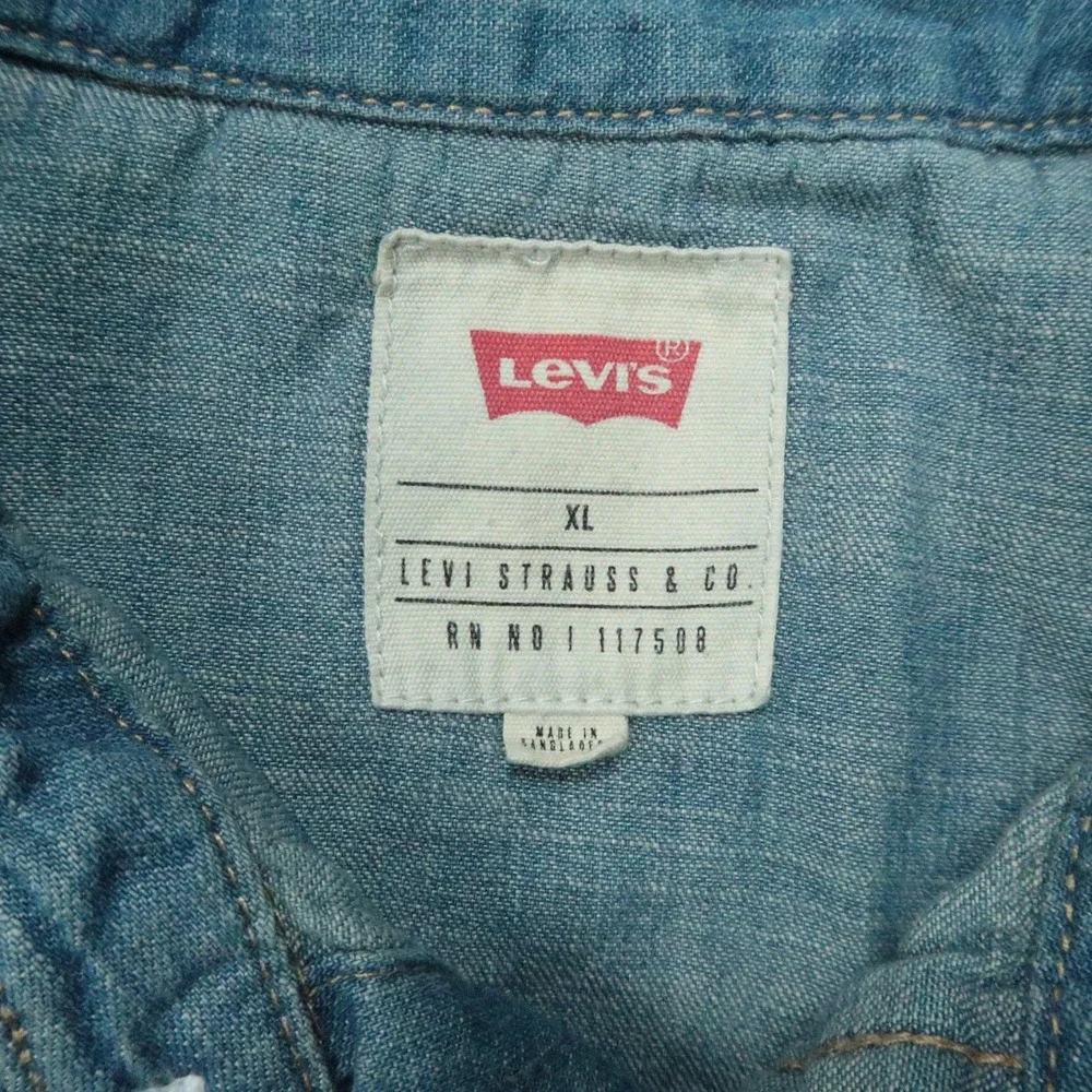 Levis Shirt Men Extra Large Blue Barstow Denim Western Pearl Snap Long Sleeve XL